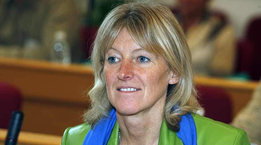- Vi fik et år, og det udløber altså først 31. januar 2007, siger Linda Nielsen, formand for regeringens Familie- og Arbejdslivskommission. (Foto: Harry Nielsen)