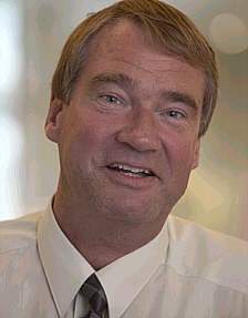 Dr. jur. Erik Werlauff , professor på Aalborg Universitet.