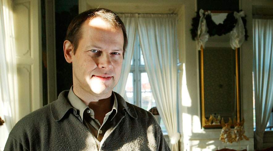 Godsejer Gorm Lokdam vil have grundigt styr på sine ansatte. Han kræver ret til tjek af tasker, biler og skabe. (Foto: Michael Koch/Nordjyske.)