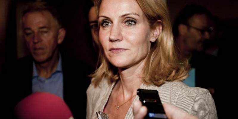 S-formand Helle Thorning-Schmidt dropper, at et regeringsgrundlag skal beslutte dagpengeperiodens længde, erfarer avis (Foto: Cathrine Ertmann / POLFOTO)