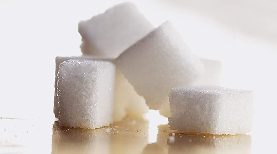 Færdiglavet mad indeholder ofte meget sukker. Den sikreste vej til at have styr på sukkerindholdet i maden er derfor at lave den selv. (Foto: Colourbox)