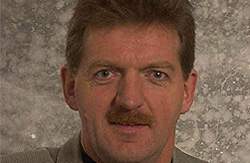 - Så længe der ikke er flertal, kommer lovforslaget ikke til andenbehandling i folketingssalen, siger det socialdemokratiske medlem af Arbejdsmarkedsudvalget, Bjarne Laustsen.