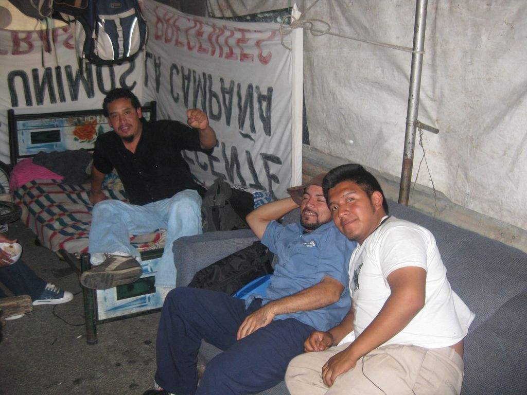 15 måneders protest er slut. Fyrede bryggeriarbejdere blev tæsket og fjernet af bevæbnet politi i Guatemala. (Foto: Jacob Stevne Jørgensen)