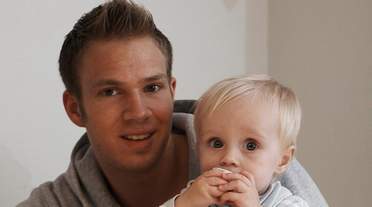 Det er op til moren at afgøre, om far skal holde barsel med baby, hvis forældrene går fra hinanden, så længe barnet er spædt. Derfor skal fædreorlov øremærkes. (Arkivfoto: Kennet Havgaard.)