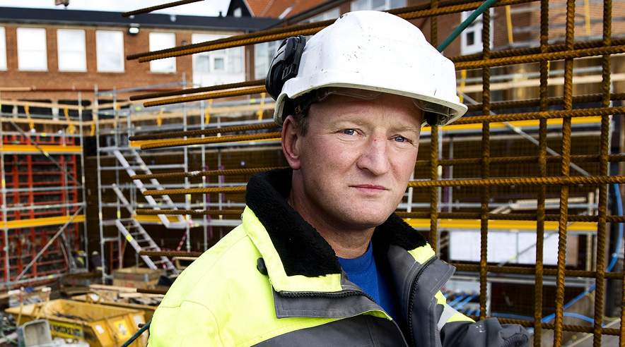 - Jeg tænkte, at det kunne ikke være rigtigt, at jeg skulle koste sjakket smørrebrød, og de skulle stå og pege fingre af mig, siger Henrik Frederiksen. (Foto: Joachim Rode)