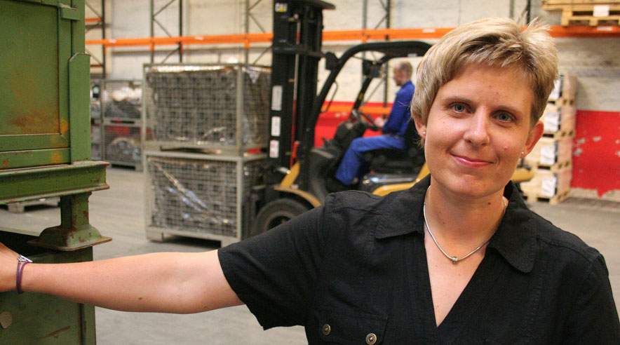 Hanne Jepsen blev den første i Vestjylland, der fik papir på uddannelsen som lagerdisponent.