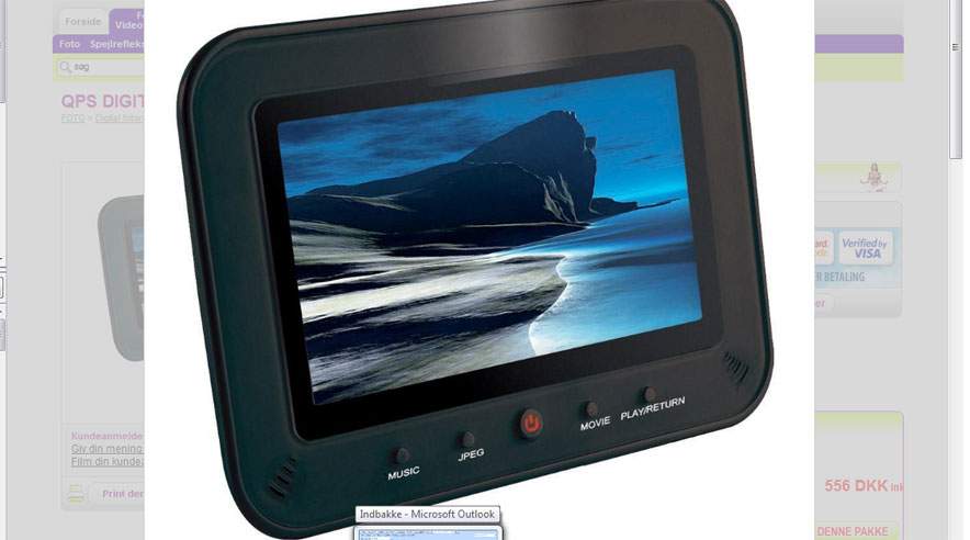 En billig digital fotoramme kan blive en glimrende - og billig dvd-skærm i bilen. Men en bærbar pc til under 3000 kroner er nok den bedste løsning.
