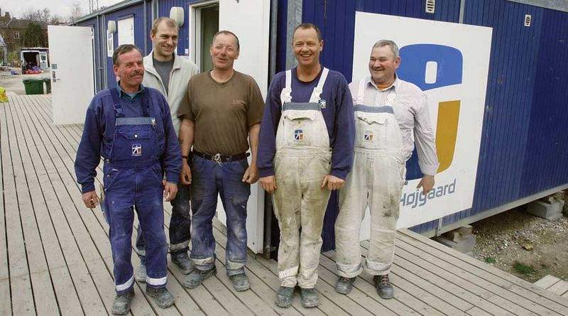 - Problemet er, at udlændingene tager arbejdet. Det synes ikke at være udlændingene, arbejdsgiverne fyrer først, når aktiviteten er for nedadgående, siger de i MTH-sjakket. (Foto: Harry Nielsen)