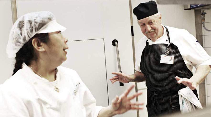 Kokke og køkkenmedhjælpere er de 3F'ere, der har højest status i samfundets og chefens øjne. (Arkivfoto: Benita Marcussen)