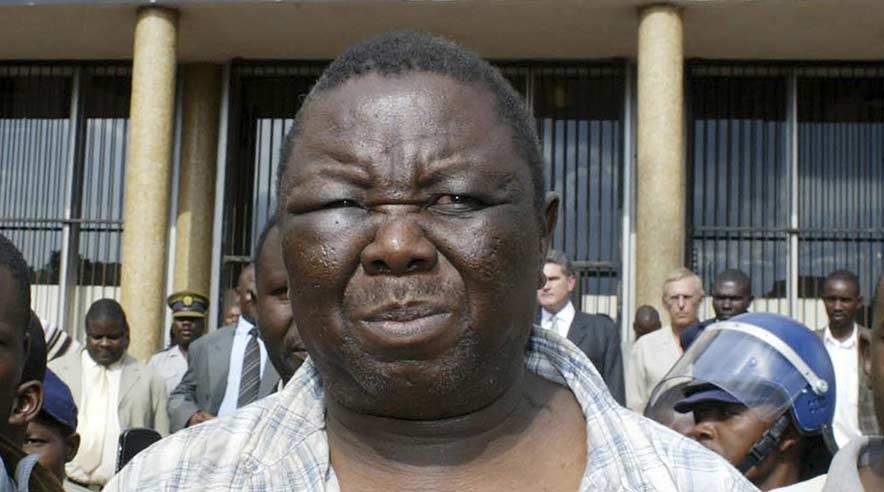 Oppositionsleder Morgan Tsvangirai har indgået en aftale med Zimbabwes præsident, Robert Mugabe. Nu venter befolkningen spændt på, hvordan den fungerer. (Foto: Scanpix)