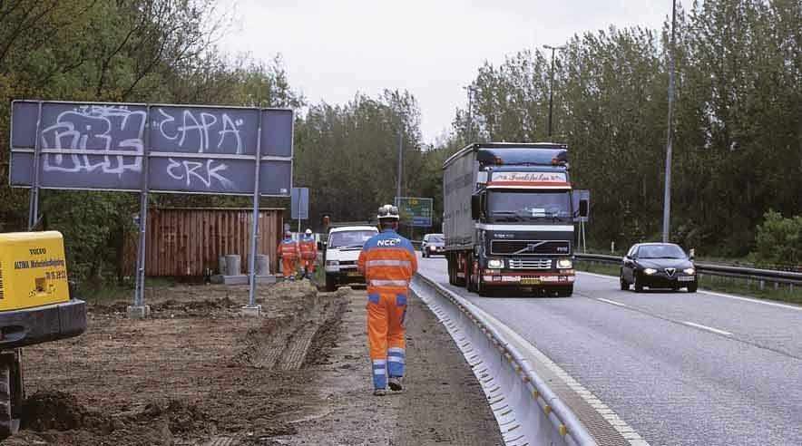 Vismændene skønner, at en forøgelse af de offentlige investeringer på 10 milliarder kroner i 2010 vil øge den samlede beskæftigelse med 7-8.000 personer. (Arkivfoto)