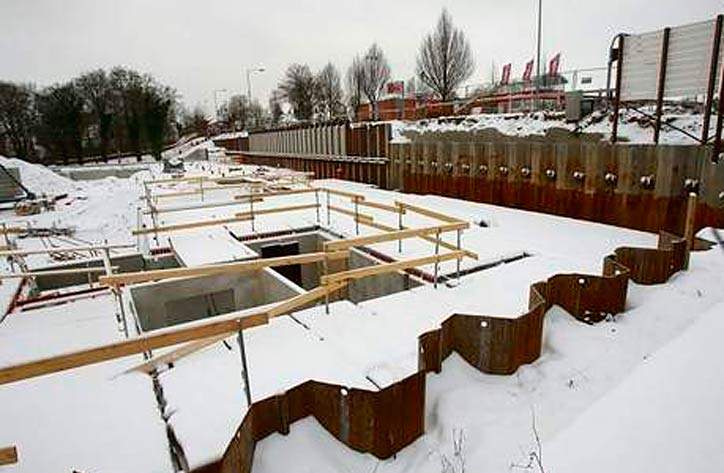 Byggeriet af 59 plejeboliger for Århus Kommune i Åbyhøj er sat i stå. Kommunen har fyret entreprenøren, der ikke har overenskomst og har brugt tyske montører. (Foto: Scanpix.)