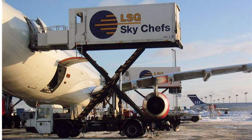 LSG Sky Chefs afskediger 100 3F’ere i luftstrømmen efter Sterlings krak. ((Foto: Steen Vikke))