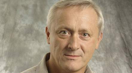 -Skærper man kravene til at få dagpenge, tvinger man folk over på andre former for overførselsindkomst. Det er helt forkert at tro, at folk kommer i arbejde, fordi man tager dagpengene fra dem, konstaterer leder af 3F's a-kasse Morten Kaspersen.
