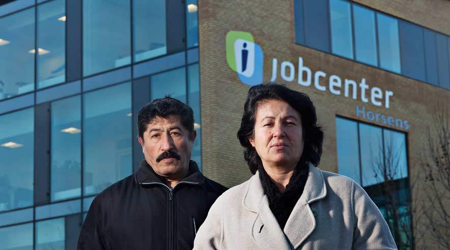 Horsens Kommune stoppede i november 2008 50-årige Gürcins Tanriverdis sygedagpenge. Men kommunen brød loven og fejlbehandlede sagen i følge Beskæftigelsesankenævnet. Men hun får stadig ikke sygedagpenge. Hendes mand, Ismael, er nu fyret og på dagpenge. (Foto: Niels Aage Skovbo)
