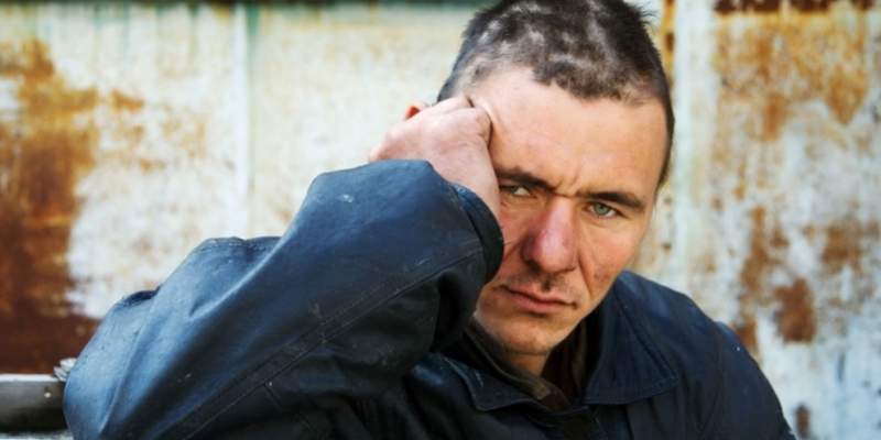 Folk på kontanthjælp skal have ret til betalt ferie som alle andre, mener Enhedslisten. (Foto: Colourbox)