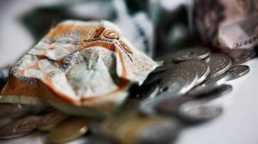 3F'erne har spændt livremmen ind. Hvert tredje medlem har høvlet gæld af, mens samme antal har formået at spare op siden 1. august 2008. (Arkivfoto)