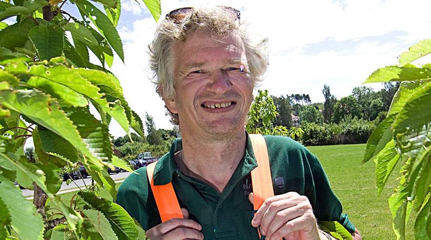 - Det er en god måde at komme videre på, siger John Hansen, der har været på økonomikurser, støttet af Tryghedsfonden, efter han blev afskediget fra Næstved Kommune.  (Foto: Harry Nielsen)