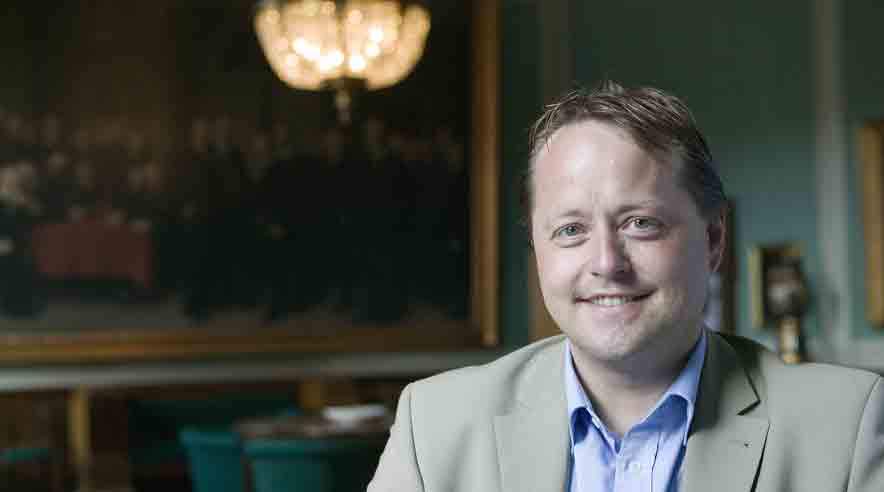 Transportminister Jakob Axel Nielsen (K) afviser ikke, at det kan blive nødvendigt med statstilskud for at finansiere den såkaldte befordringspligt.  (Arkivfoto.)