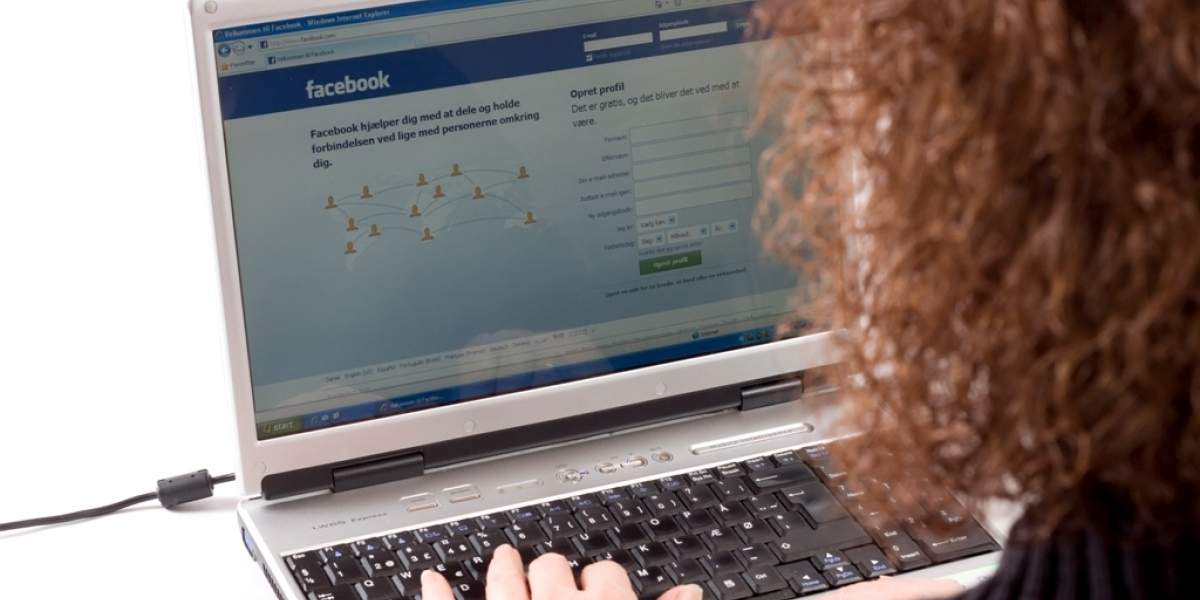 Sociale medier som Facebook giver en række fordele, når nye medarbejdere skal findes. (Foto: Colourbox)