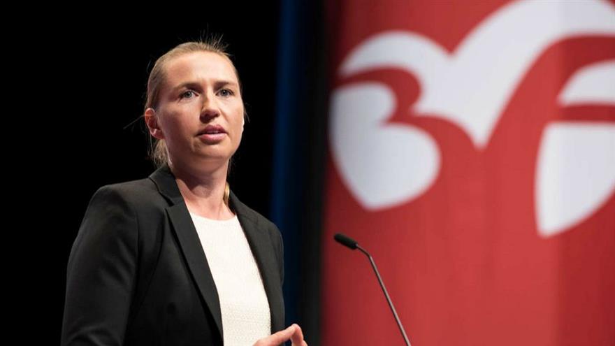 Formanden for Socialdemokraterne Mette Frederiksen var klar i spyttet på 3F's kongres i Aalborg: Vi står sammen mod Uber. (Foto: Søren Zeuth)