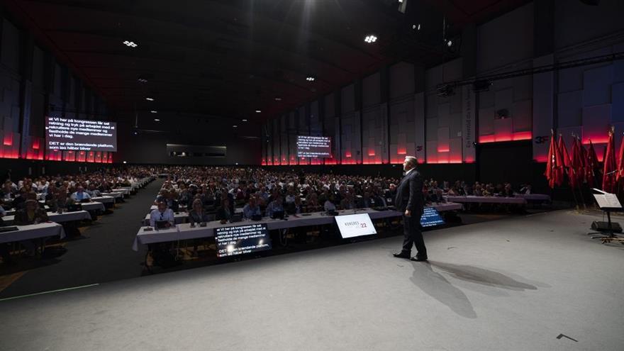3F-formand Henning Overgaard foran de over 700 delegerede på 3F's kongres i Aalborg. (
Joachim Rode)